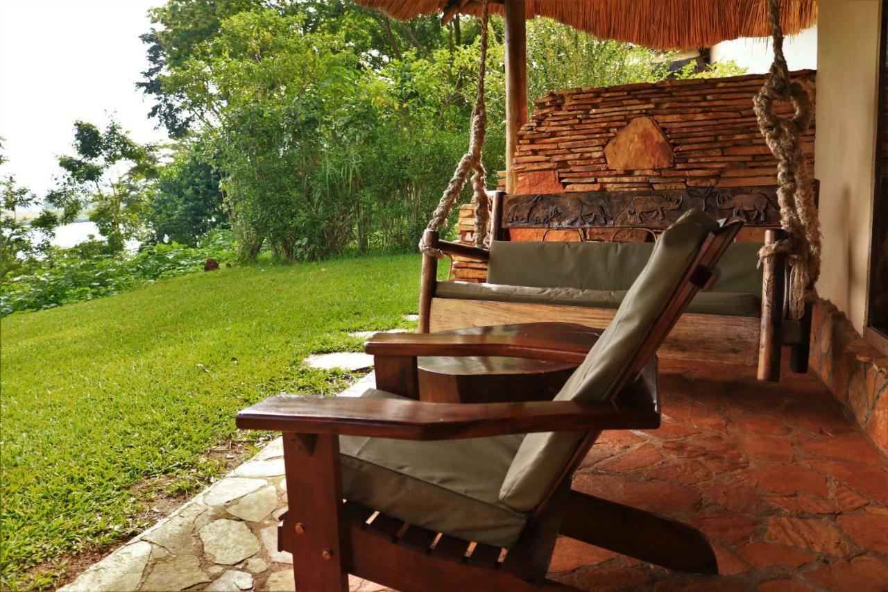 The Haven Hotel Jinja Buitenkant foto