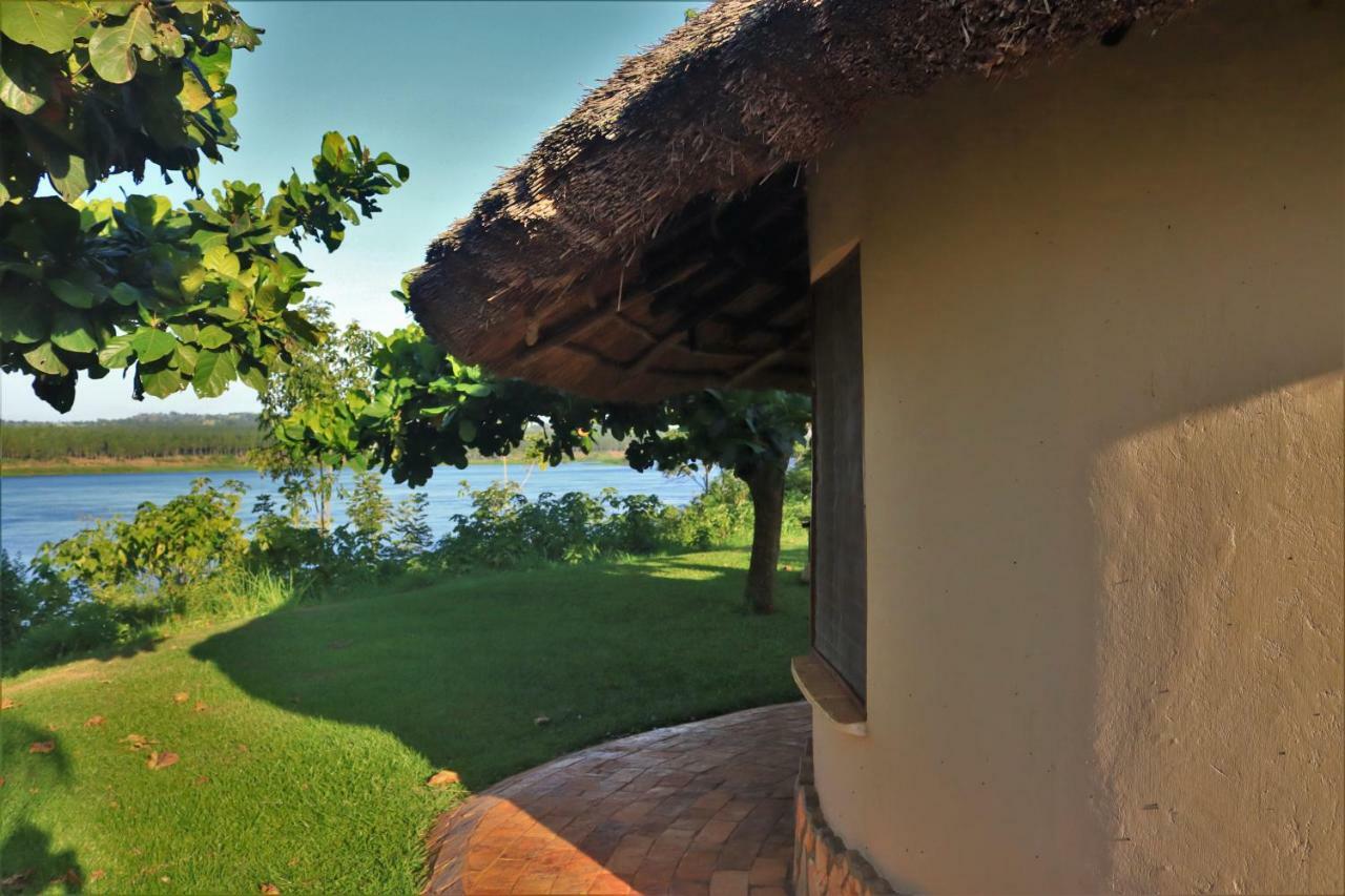 The Haven Hotel Jinja Buitenkant foto